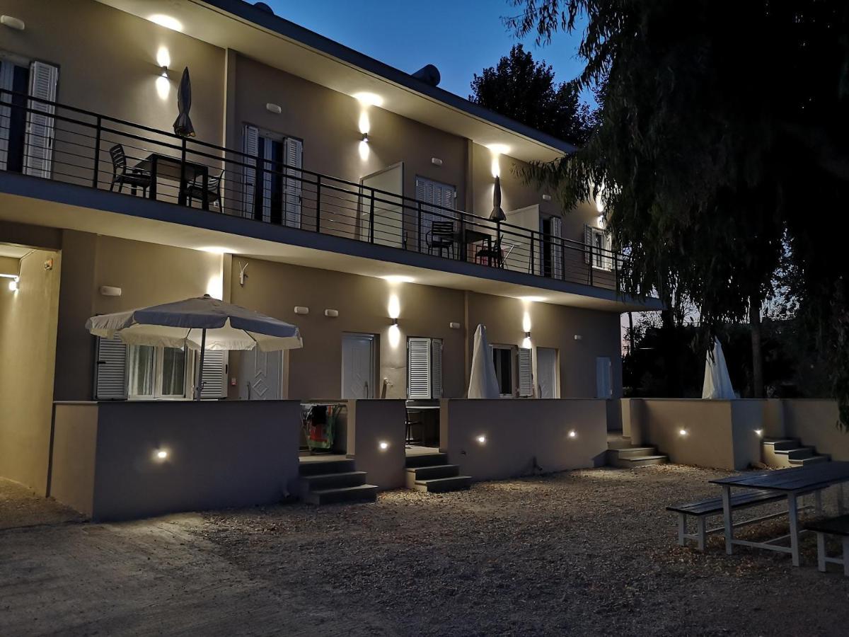 Loggos Apartments Longos  Bagian luar foto